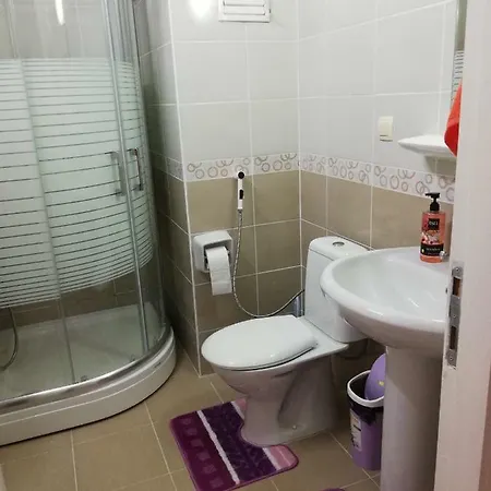 Apartment شقة مفروشة ثلاث غرف وصالون 39 *