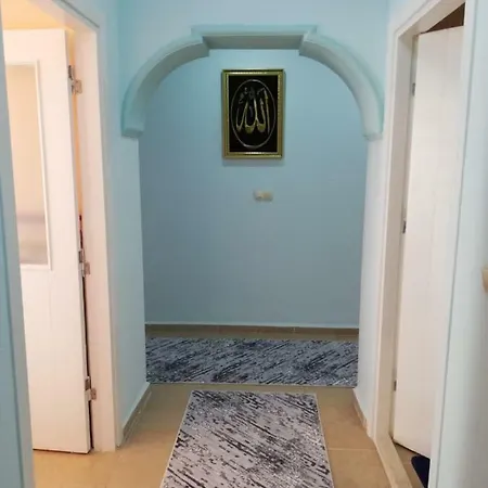 Apartment شقة مفروشة ثلاث غرف وصالون 39 *